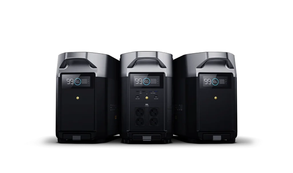 EcoFlow DELTA Pro між двома додатковими батареями DELTA Pro Smart Extra Battery