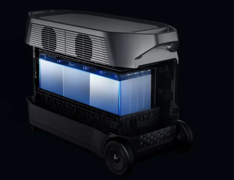 Розріз корпусу EcoFlow DELTA Pro з літій-залізо-фосфатними комірками і вентиляторами