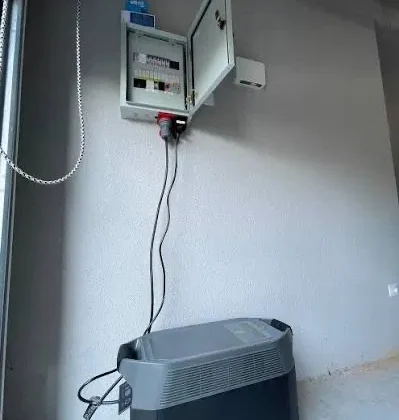 Panel after installation: Ecoflow Delta 2